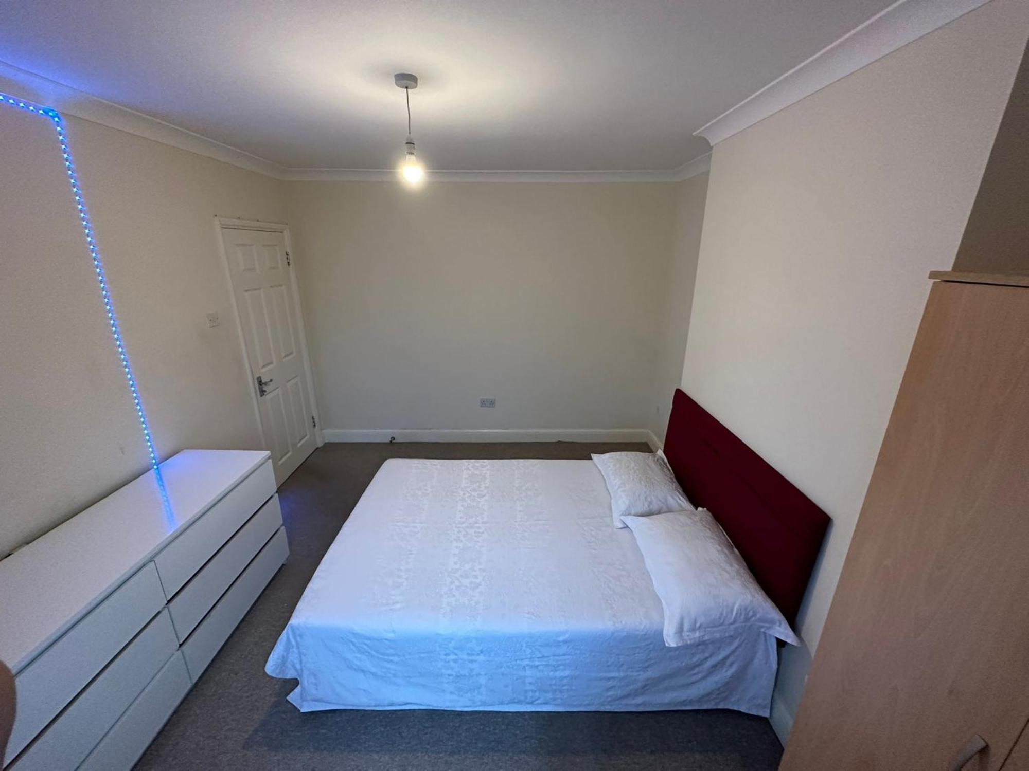 House Dollis Hill Apartment ลอนดอน ภายนอก รูปภาพ